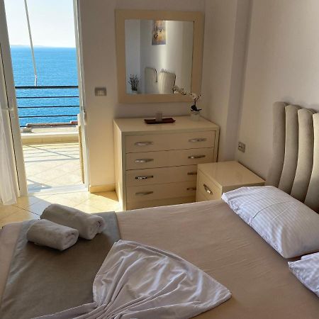 Apartment With Huge Sea View Balcony Sarandë 외부 사진
