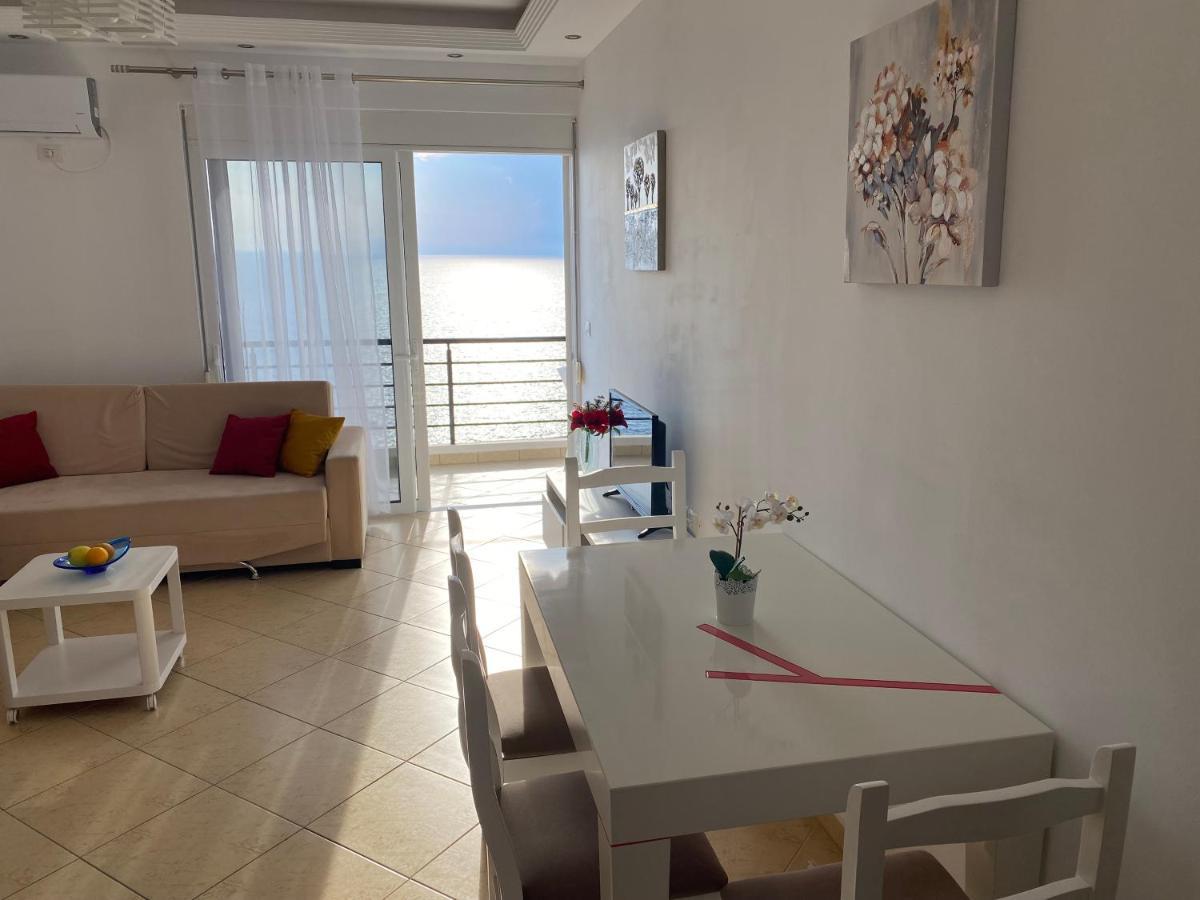 Apartment With Huge Sea View Balcony Sarandë 외부 사진