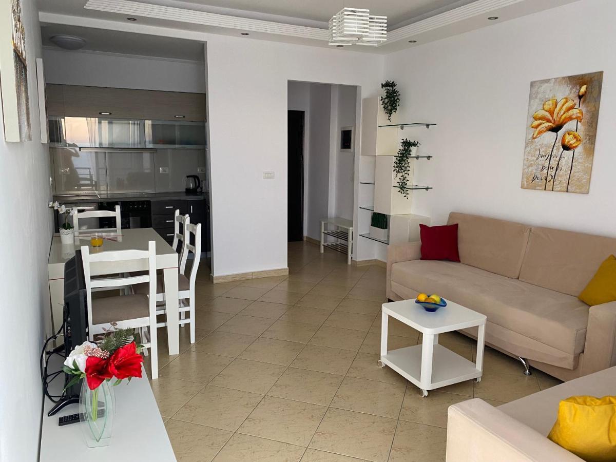 Apartment With Huge Sea View Balcony Sarandë 외부 사진